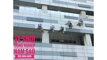 Dịch vụ vệ sinh công nghiệp uy tín