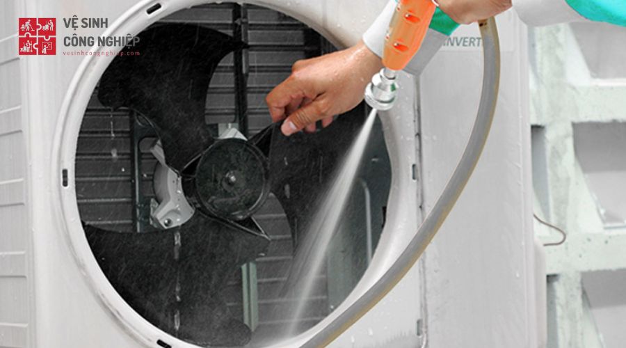 Vệ sinh dàn nóng